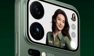 又翻车了！iPhone 17 Pro Max用湿巾一擦就掉色，苹果回应引群嘲