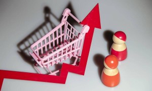 经济学家刘世锦：现阶段消费不足，是结构性偏差问题